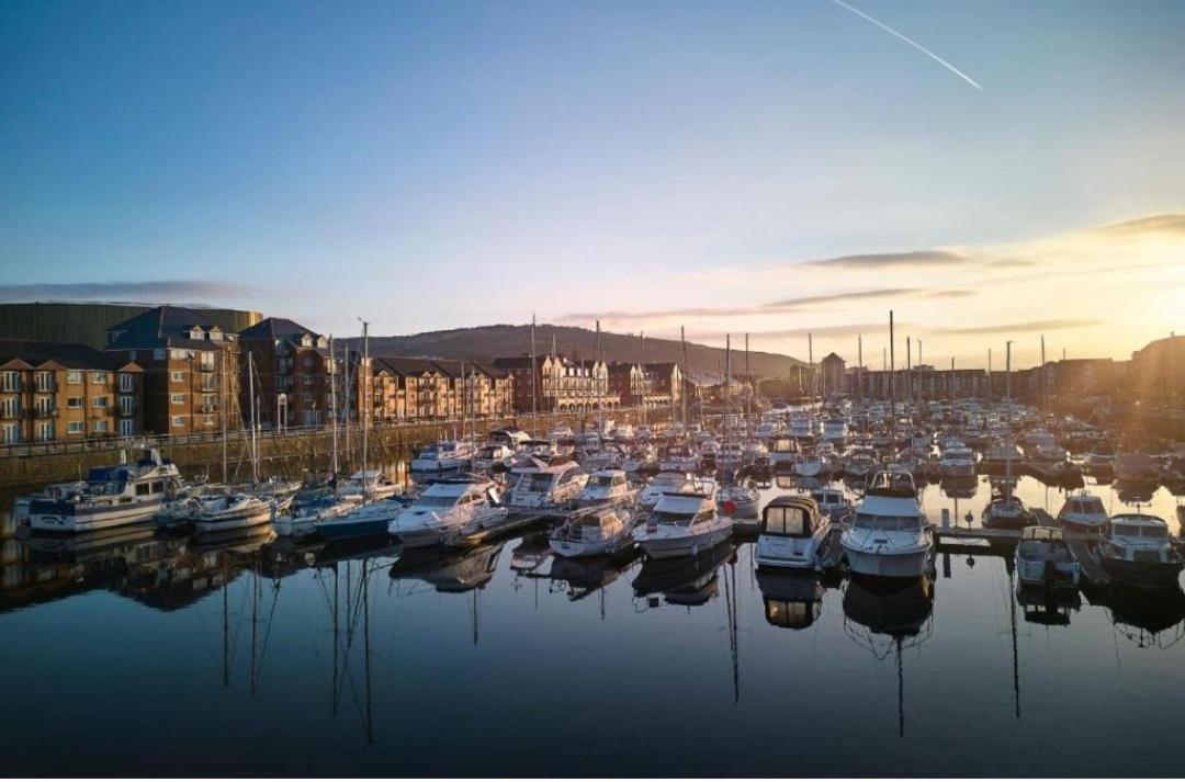 Swansea Marina Apartment Экстерьер фото